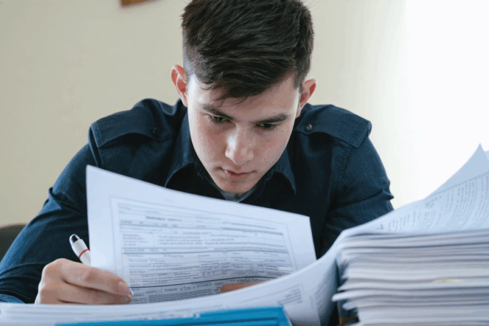 découvrez nos conseils essentiels et stratégies efficaces pour réussir le concours de gardien de la paix, maximiser vos chances d'admission et entamer une carrière policière sereinement.