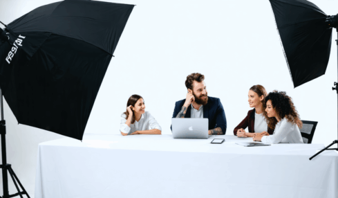 découvrez nos conseils essentiels pour choisir le studio photo parfait et garantir le succès de votre séance photo d'entreprise. trouvez le lieu qui répond à vos besoins professionnels.