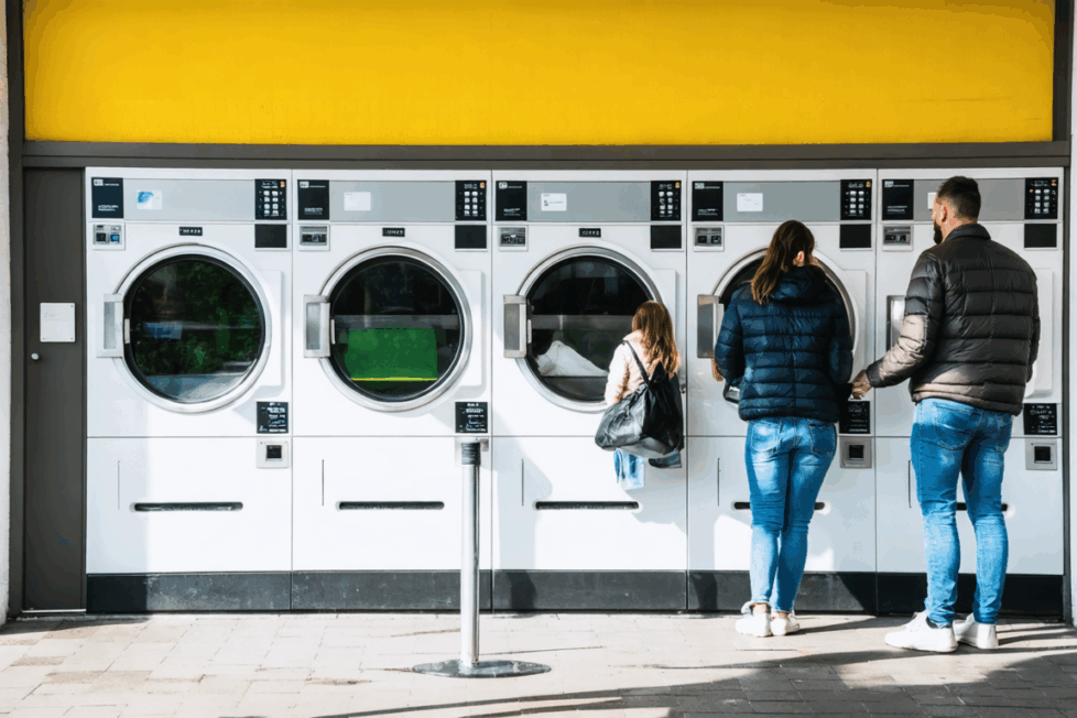 découvrez quelles sont les perspectives financières d’une laverie automatique : estimation des revenus mensuels, facteurs influençant la rentabilité et conseils pour optimiser vos profits dans ce secteur en plein essor.