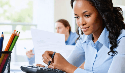 découvrez les étapes essentielles pour réussir une reconversion professionnelle en notaire à 40 ans : démarches, formations, conseils et accompagnement pour changer de carrière en toute confiance.