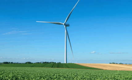 découvrez comment l'installation d'une éolienne représente un levier financier pour les agriculteurs, en générant des profits durables tout en contribuant à la transition énergétique.