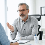 découvrez s’il est possible de devenir psychologue à 50 ans et comment réussir votre reconversion professionnelle grâce à des conseils pratiques et des étapes clés pour franchir ce nouveau cap avec succès.