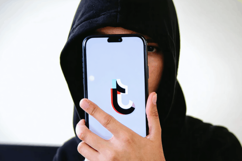 découvrez des astuces simples et efficaces pour explorer tiktok en toute discrétion, protéger votre vie privée et profiter du contenu sans attirer l’attention des autres utilisateurs.
