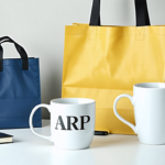 découvrez les 10 idées cadeaux abordables les plus appréciées pour remercier vos employés et montrer votre reconnaissance efficacement.