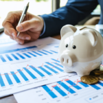 découvrez les 7 clés essentielles pour bâtir votre richesse en 2026 et maîtrisez les stratégies efficaces pour assurer votre prospérité financière.